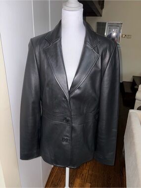 Vintage Covington Classic Black Genuine Leather Jacket. Size 10 / M
